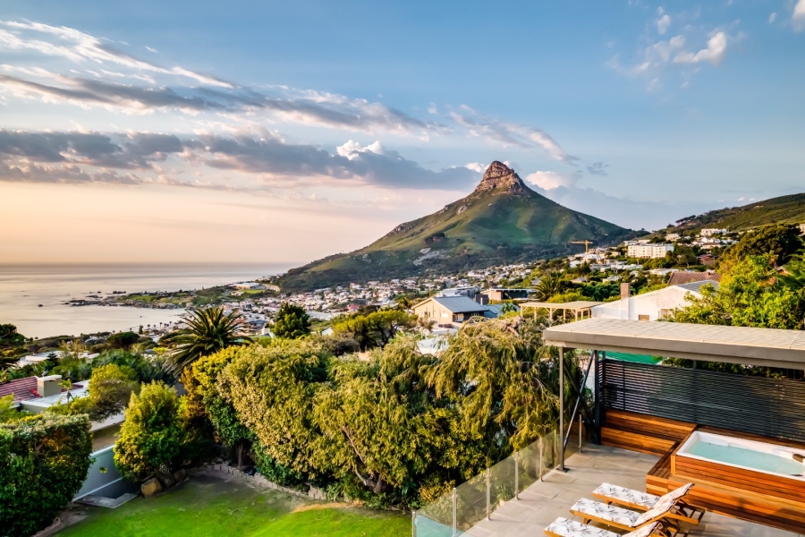 7 Bedroom Property for Sale in Camps Bay Western Cape